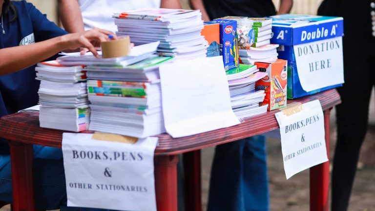 “Hetata Akuru” Book Donation Programme